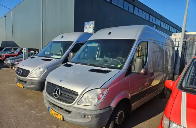 MERCEDES-BENZ Sprinter 