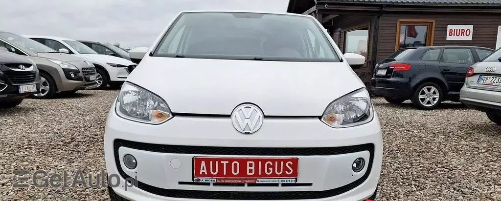 VOLKSWAGEN Up! 