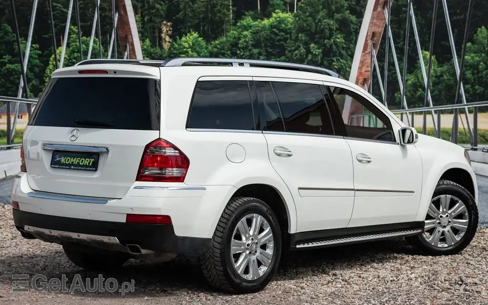 MERCEDES-BENZ GL 320 CDI