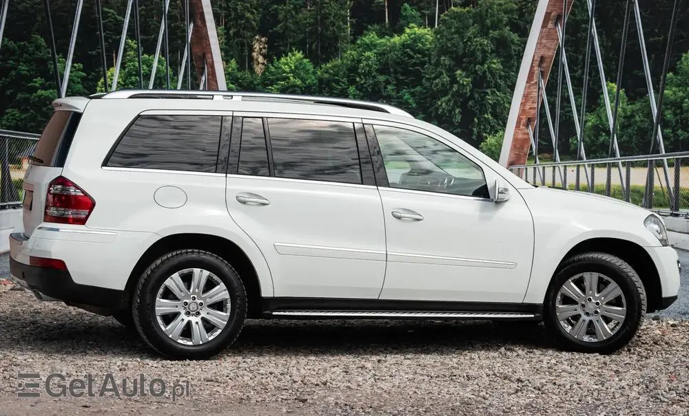 MERCEDES-BENZ GL 320 CDI