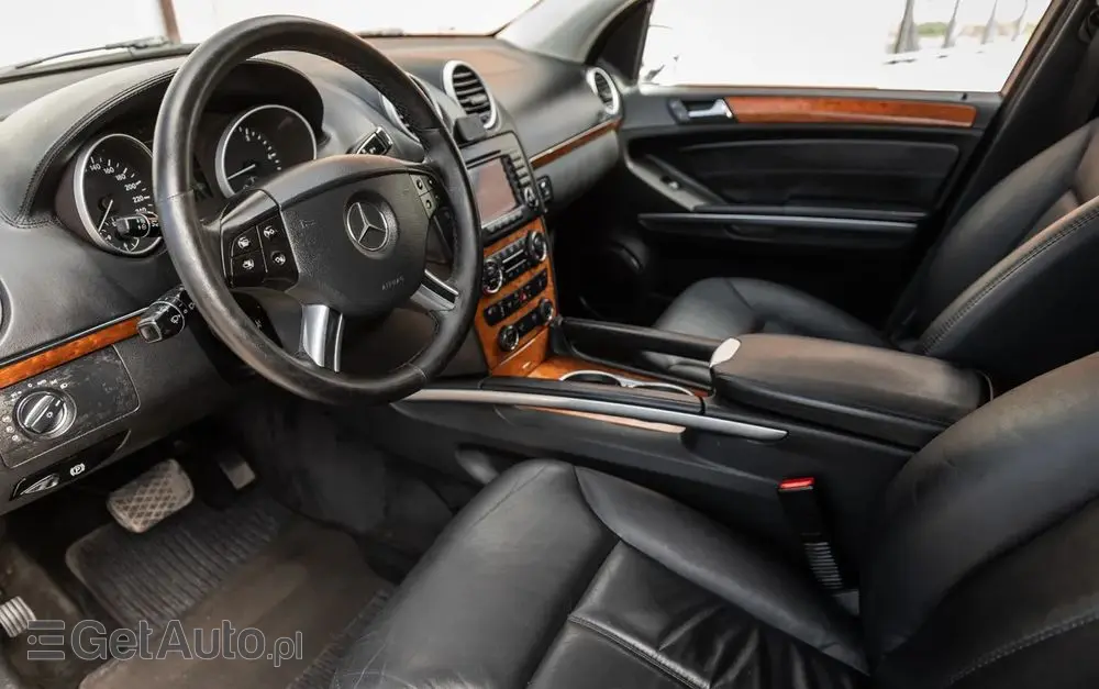 MERCEDES-BENZ GL 320 CDI