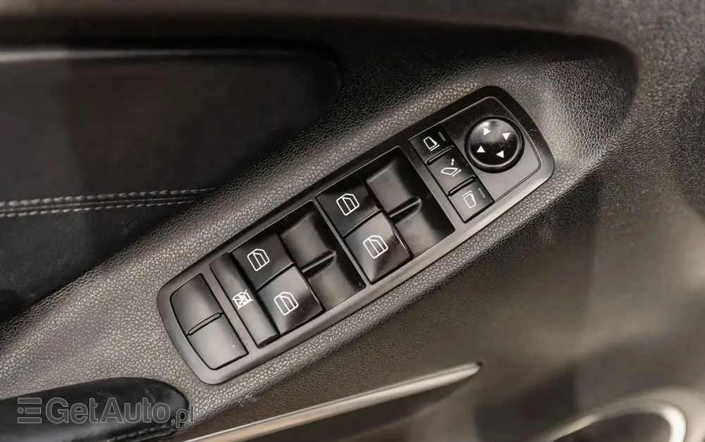 MERCEDES-BENZ GL 320 CDI