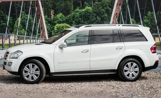 MERCEDES-BENZ GL 320 CDI