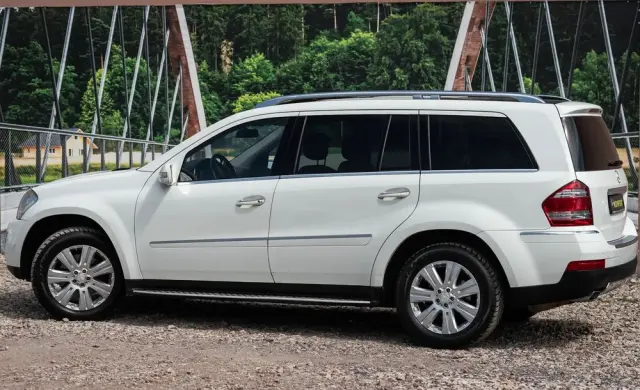 MERCEDES-BENZ GL 320 CDI