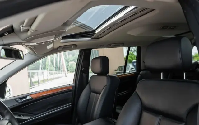 MERCEDES-BENZ GL 320 CDI