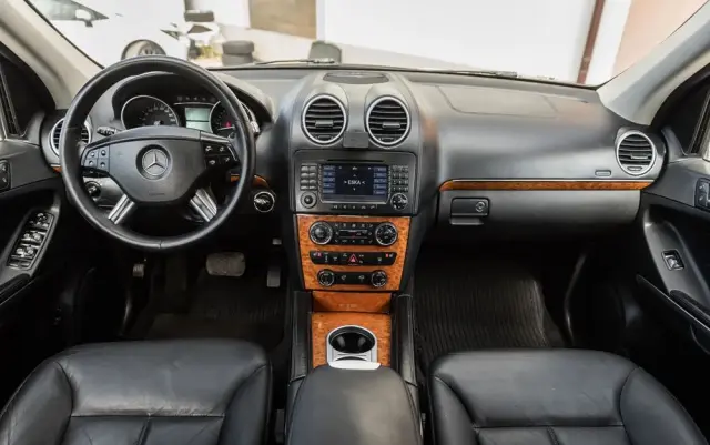 MERCEDES-BENZ GL 320 CDI