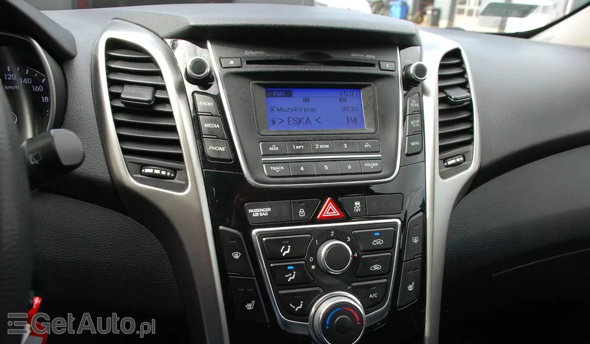 HYUNDAI I30 1.6 CRDi (110 KM)