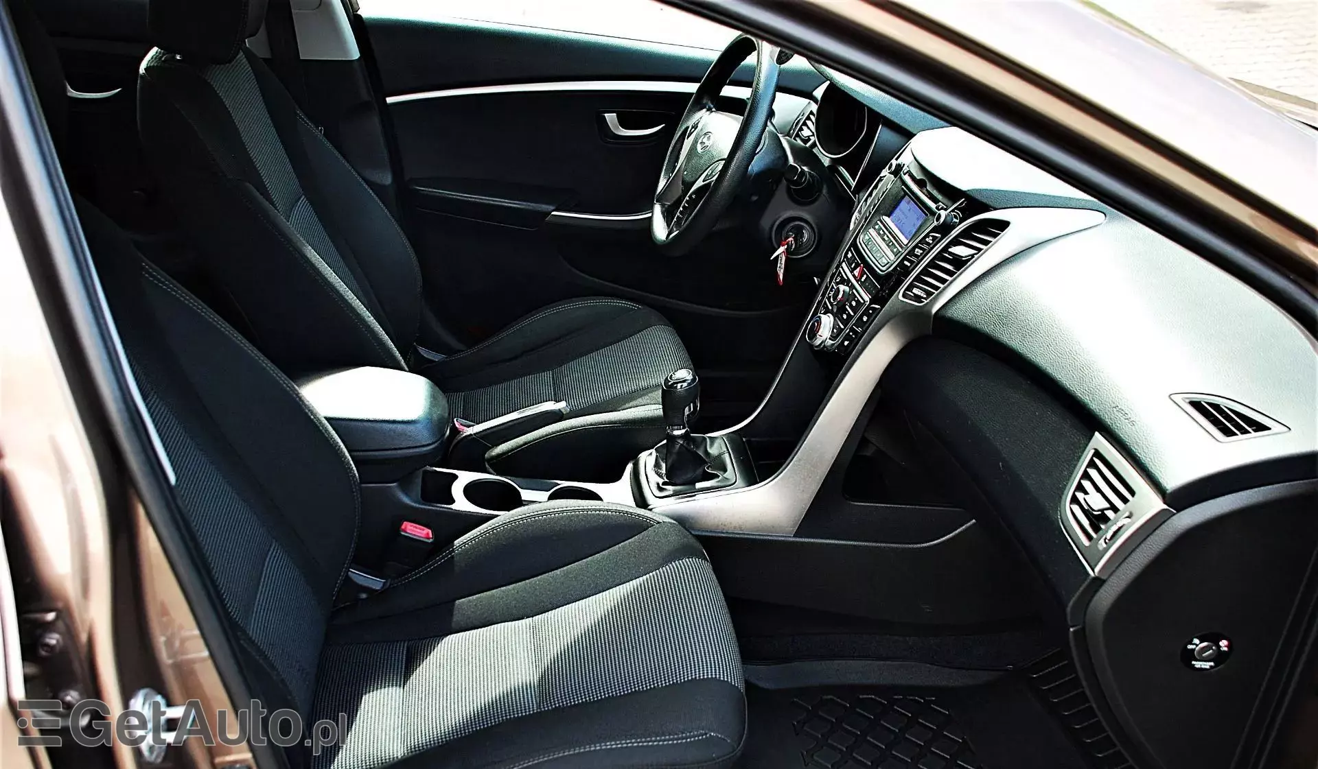 HYUNDAI I30 1.6 CRDi (110 KM)