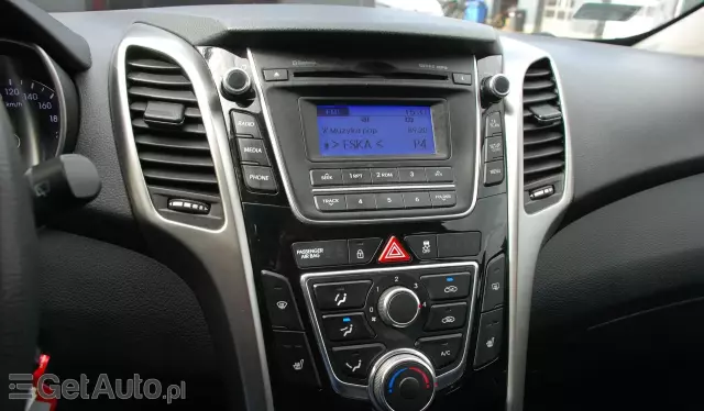 HYUNDAI I30 1.6 CRDi (110 KM)