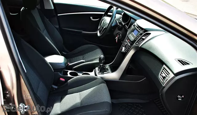 HYUNDAI I30 1.6 CRDi (110 KM)