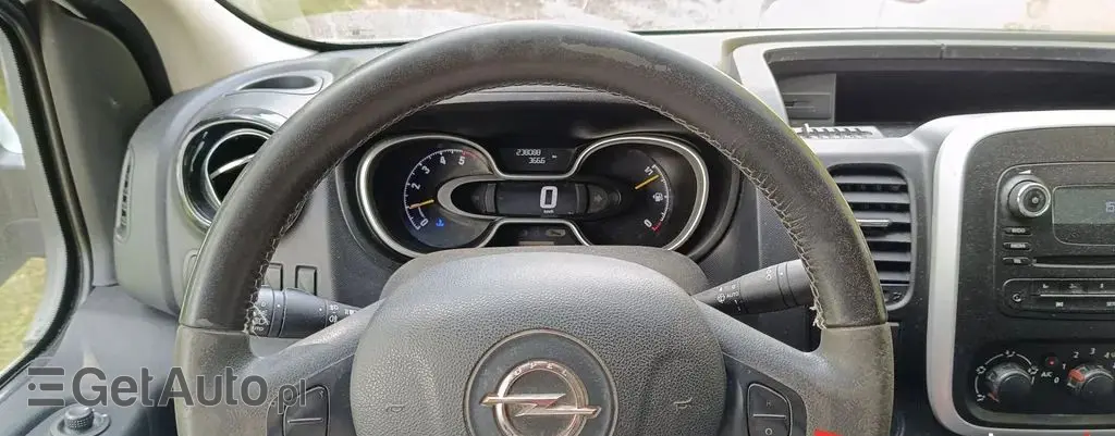 OPEL Vivaro 