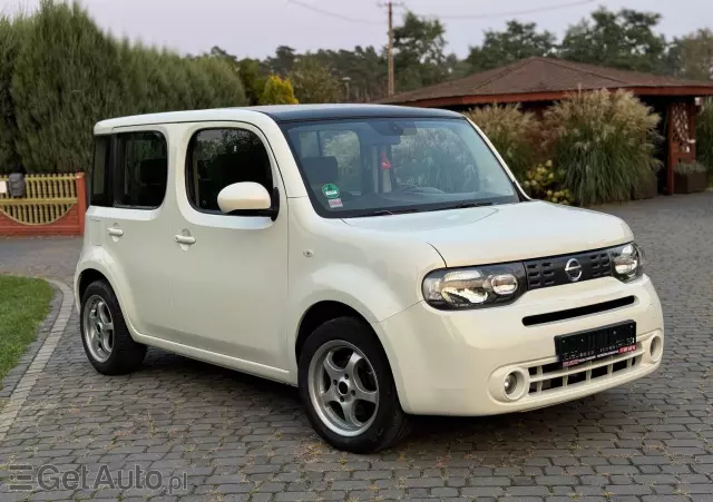 NISSAN Cube 1.6