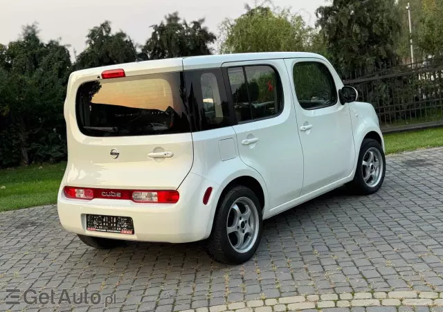 NISSAN Cube 1.6