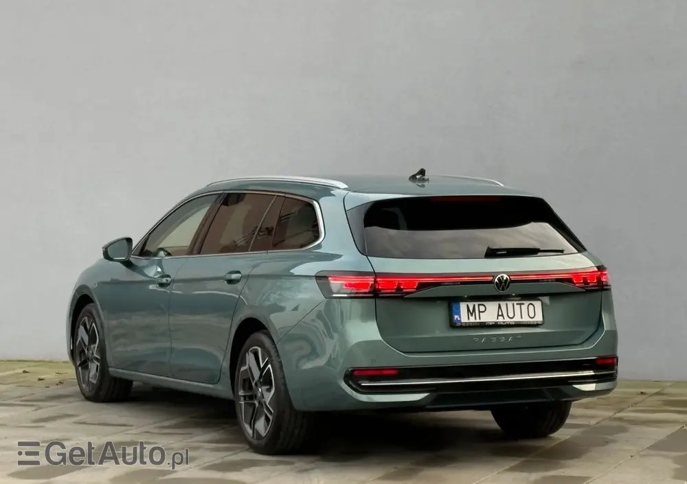 VOLKSWAGEN Passat Variant 