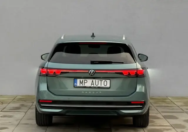 VOLKSWAGEN Passat Variant 