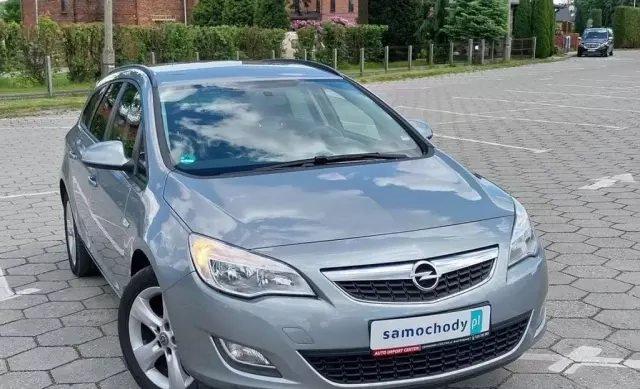 OPEL Astra 