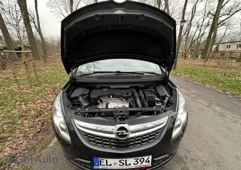 OPEL Zafira 