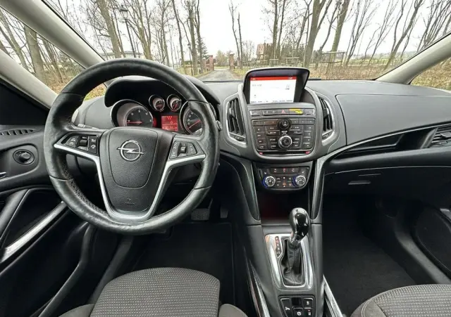 OPEL Zafira 