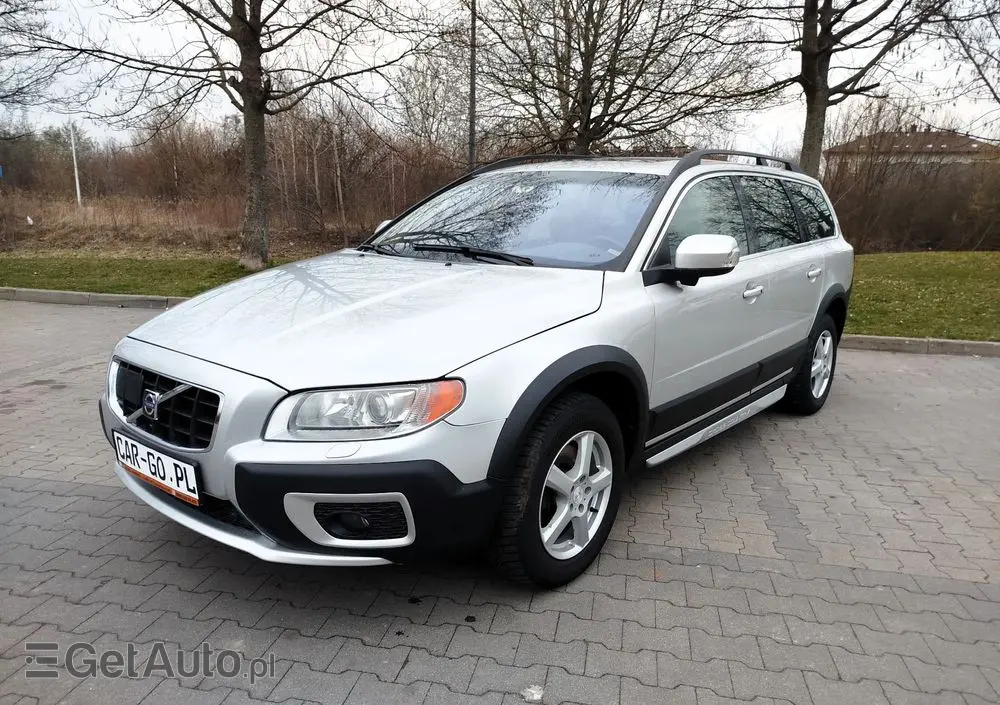 VOLVO XC 70 3.2 AWD Momentum