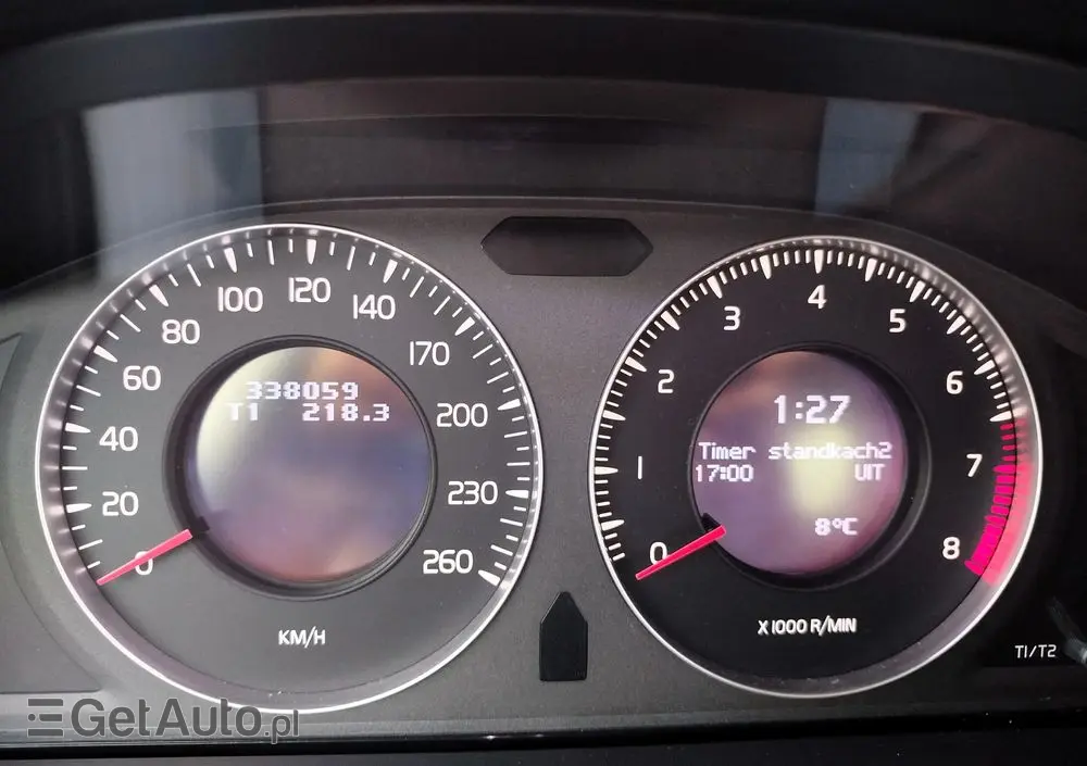 VOLVO XC 70 3.2 AWD Momentum