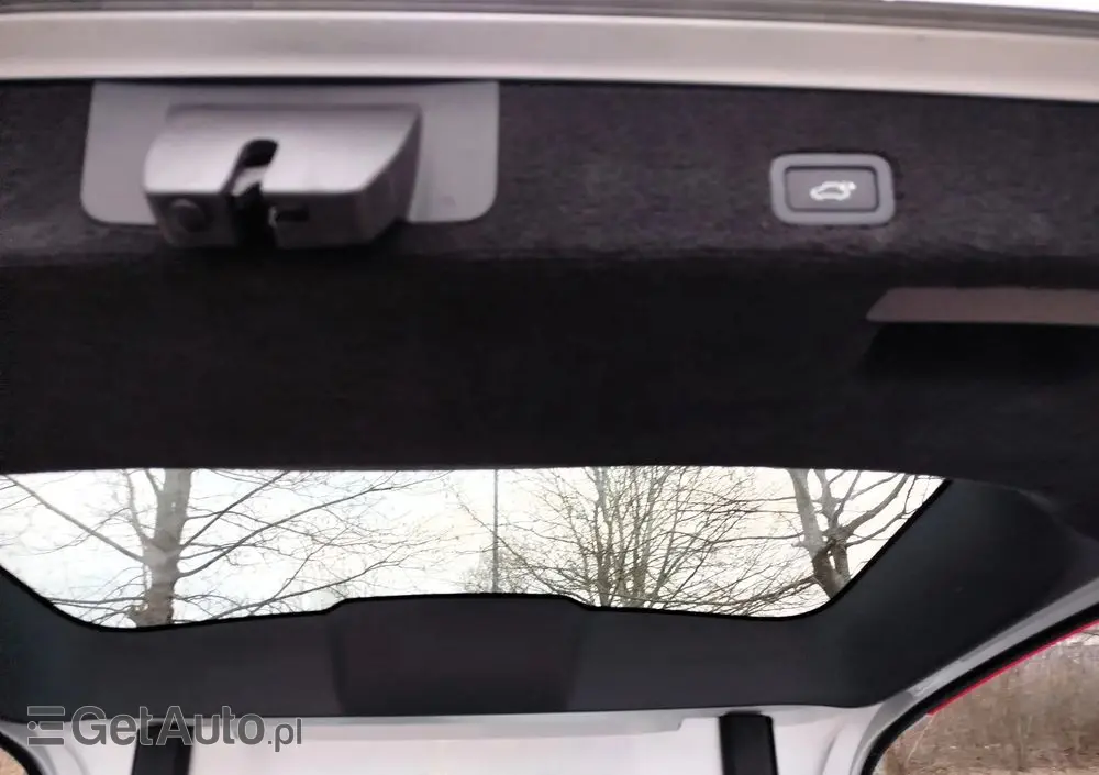 VOLVO XC 70 3.2 AWD Momentum
