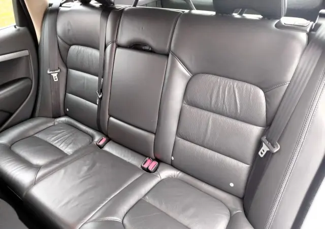 VOLVO XC 70 3.2 AWD Momentum