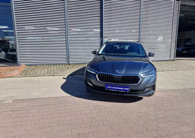 SKODA Octavia 2.0 TDI Ambition DSG