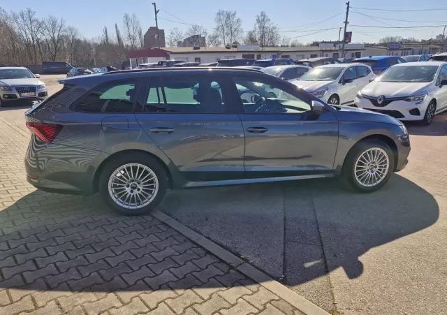 SKODA Octavia 2.0 TDI Ambition DSG