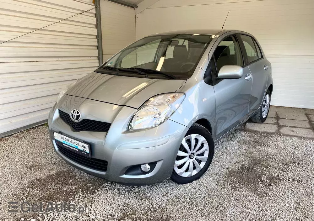 TOYOTA Yaris 1.33 Sol
