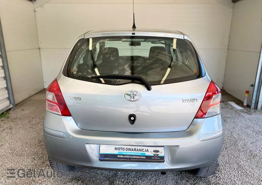 TOYOTA Yaris 1.33 Sol