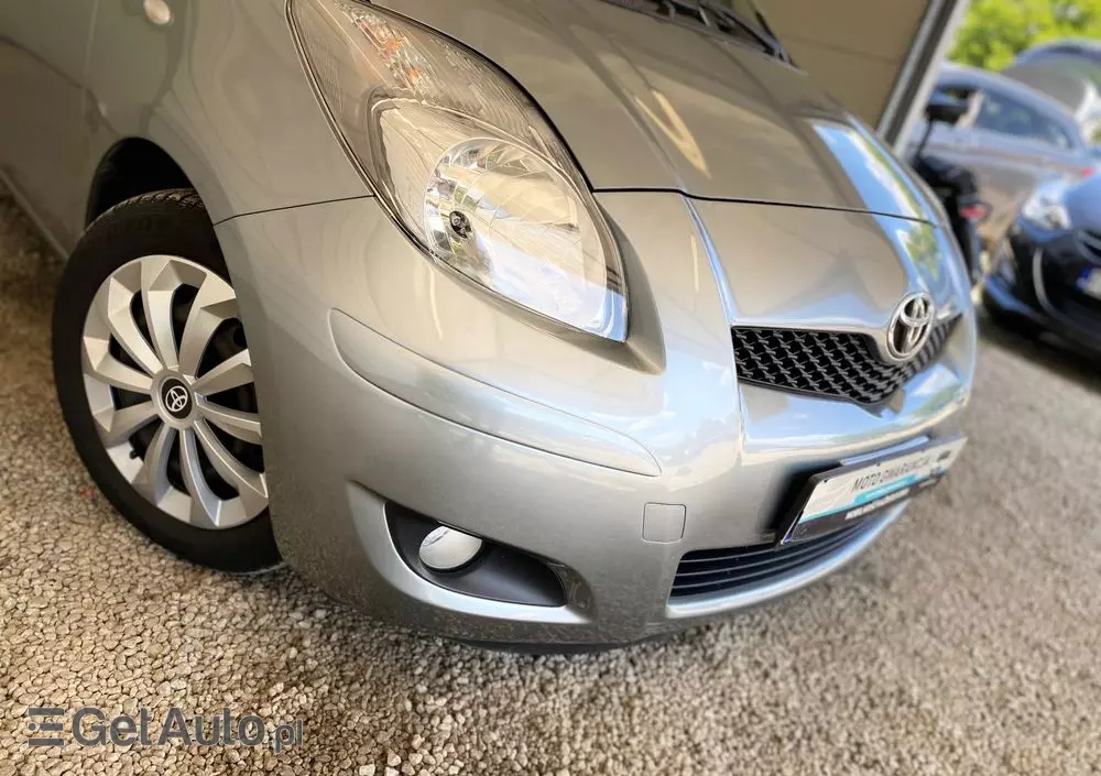 TOYOTA Yaris 1.33 Sol