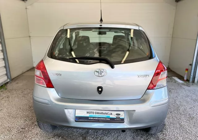 TOYOTA Yaris 1.33 Sol