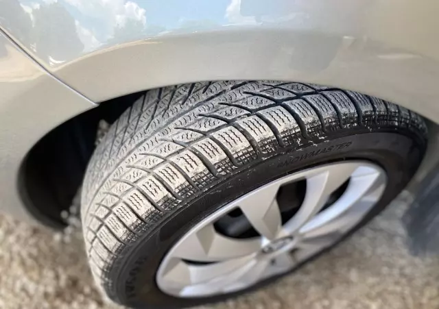 TOYOTA Yaris 1.33 Sol