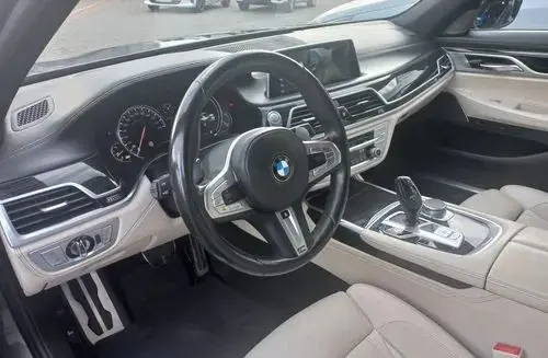 BMW Seria 7 