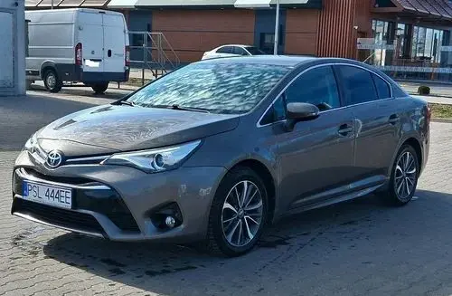 TOYOTA Avensis 