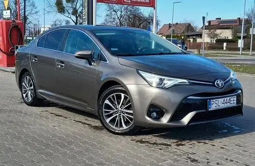 TOYOTA Avensis 