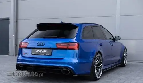 AUDI Rs6 