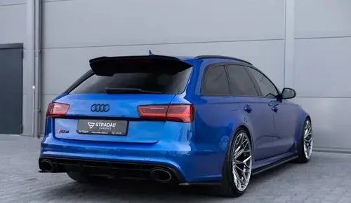AUDI Rs6 