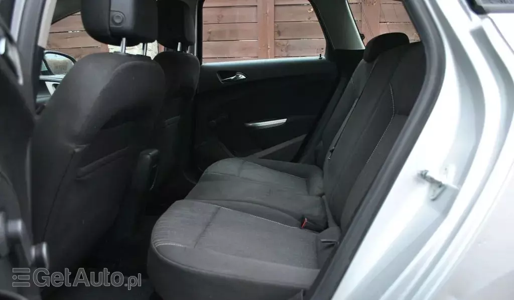 OPEL Astra 1.7 CDTI (110 KM)