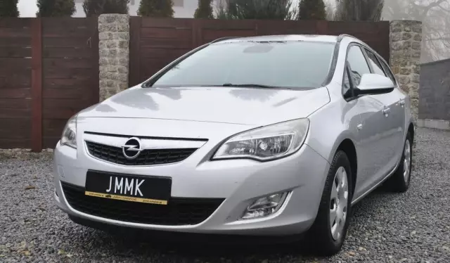 OPEL Astra 1.7 CDTI (110 KM)