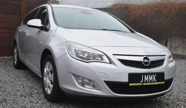 OPEL Astra 1.7 CDTI (110 KM)
