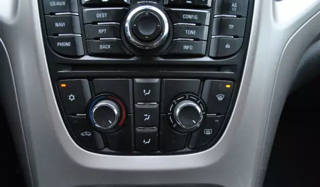 OPEL Astra 1.7 CDTI (110 KM)