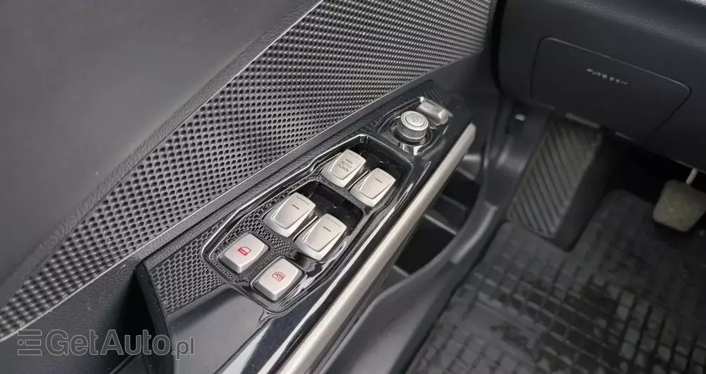 SSANGYONG/KGM Tivoli 1.6 Sapphire