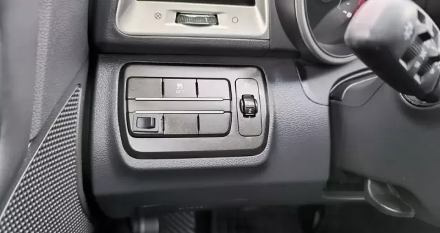 SSANGYONG/KGM Tivoli 1.6 Sapphire