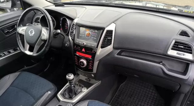 SSANGYONG/KGM Tivoli 1.6 Sapphire