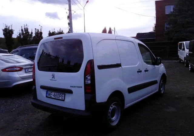 PEUGEOT Partner 