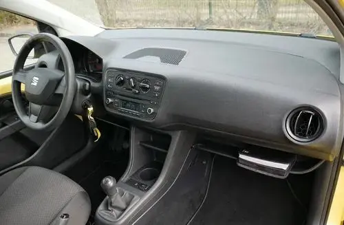 SEAT Mii 