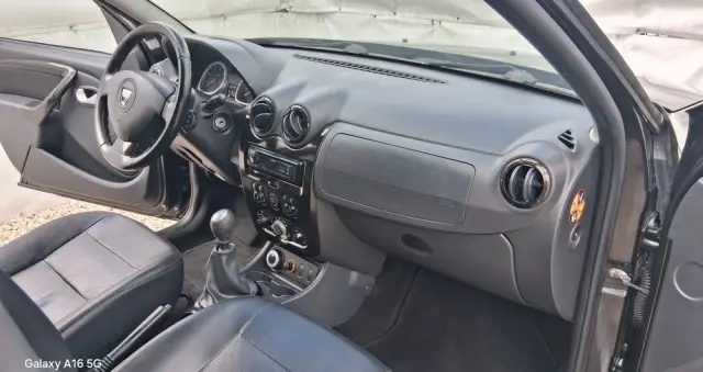 DACIA Duster 1.6 16V 4x4 Prestige