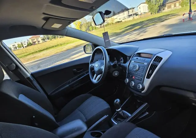 KIA Ceed Cee'd 1.4 M