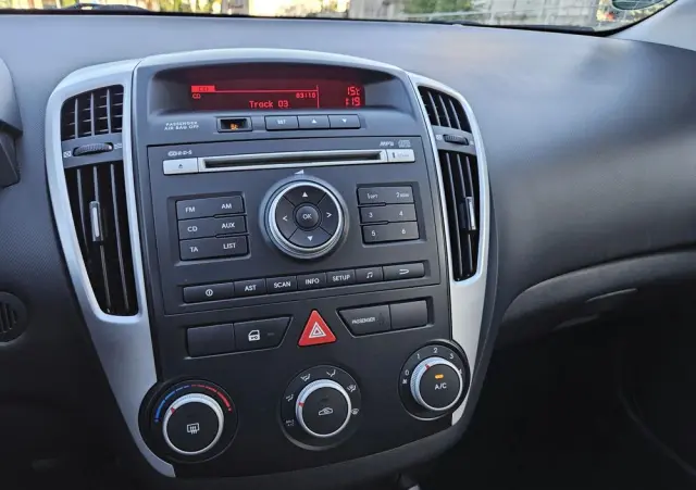 KIA Ceed Cee'd 1.4 M